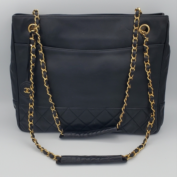 ๐ SOLD ๐ Chanel Quilted Matelasse Lambskin Tote Bag - Picture 1 of 17